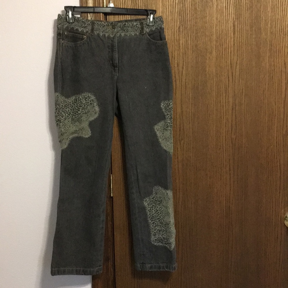 Jeanology black/grey patch distressed size 10 jean